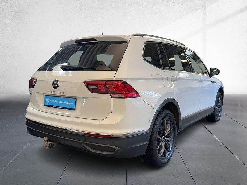 Gebraucht VW Tiguan Allspace Life 150 PS (110 kW) 2021 Pure white SUV