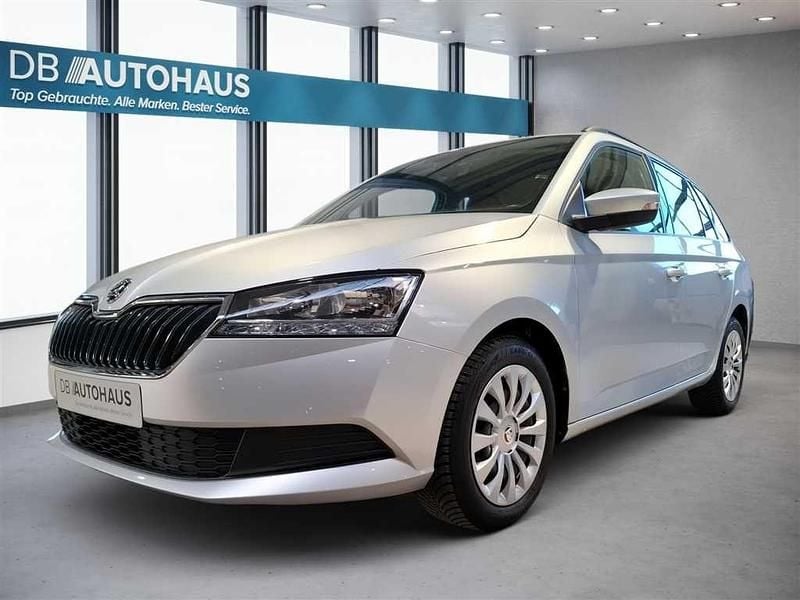 Silber Gebraucht 2022 Skoda Fabia Ambition Kombi | 14.980 € (Guter Preis) - Bild 1/4