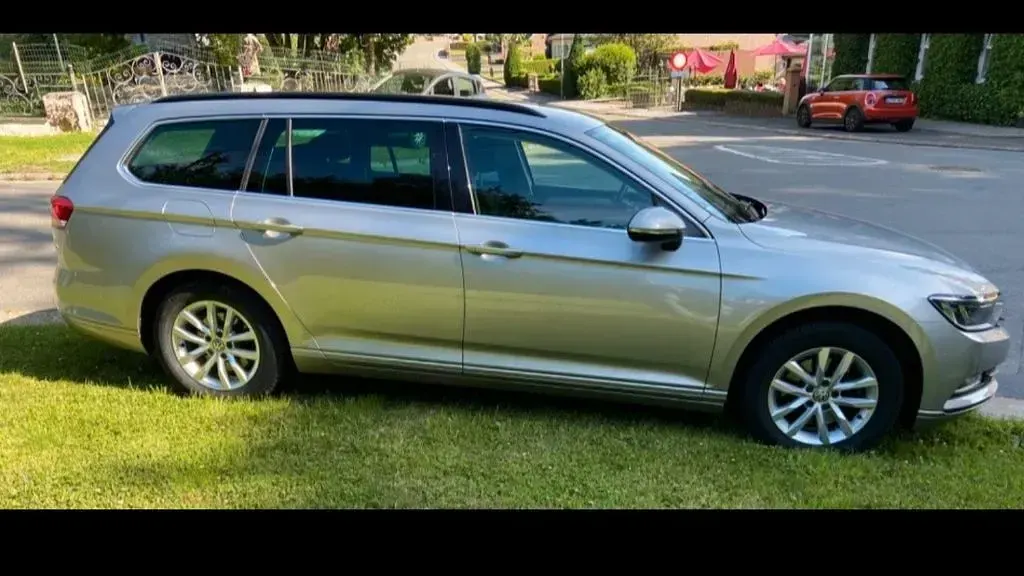 Gebraucht VW Passat Highline 150 PS (110 kW) 2016 Silber Kombi