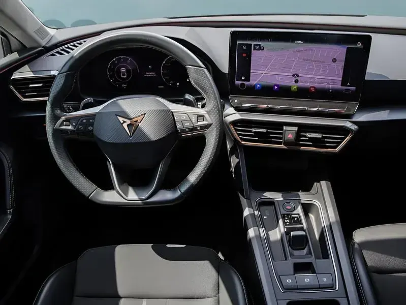 Gebraucht Cupra Leon 150 PS (110 kW) 2023 Weiß Kleinwagen