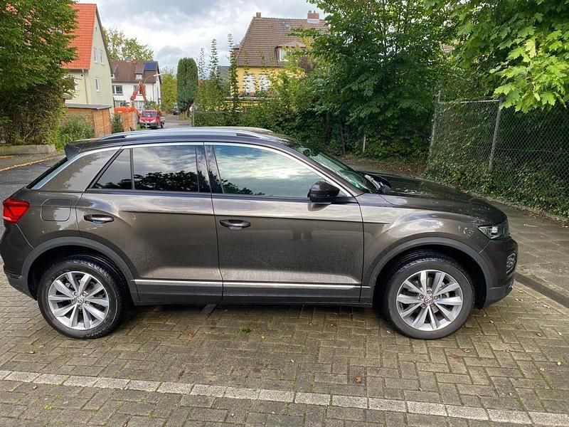 Gebraucht VW T-Roc Style 116 PS (85 kW) 2018 Braun SUV