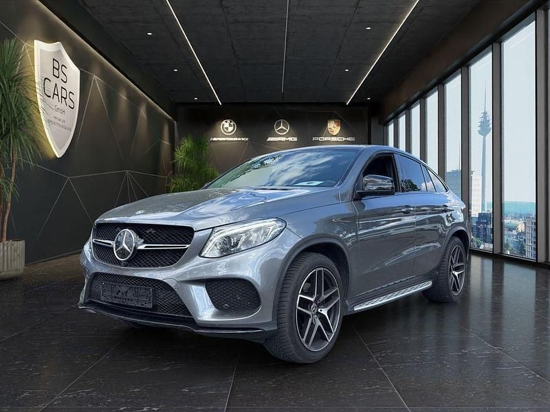 Grau Gebraucht 2016 Mercedes GLE350 AMG Limousine | 34.400 € (Guter Preis) - Bild 1/4