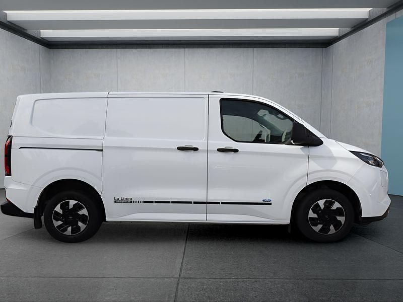 Gebraucht Ford Transit 100 kW (136 PS) 2025 Weiß Limousine