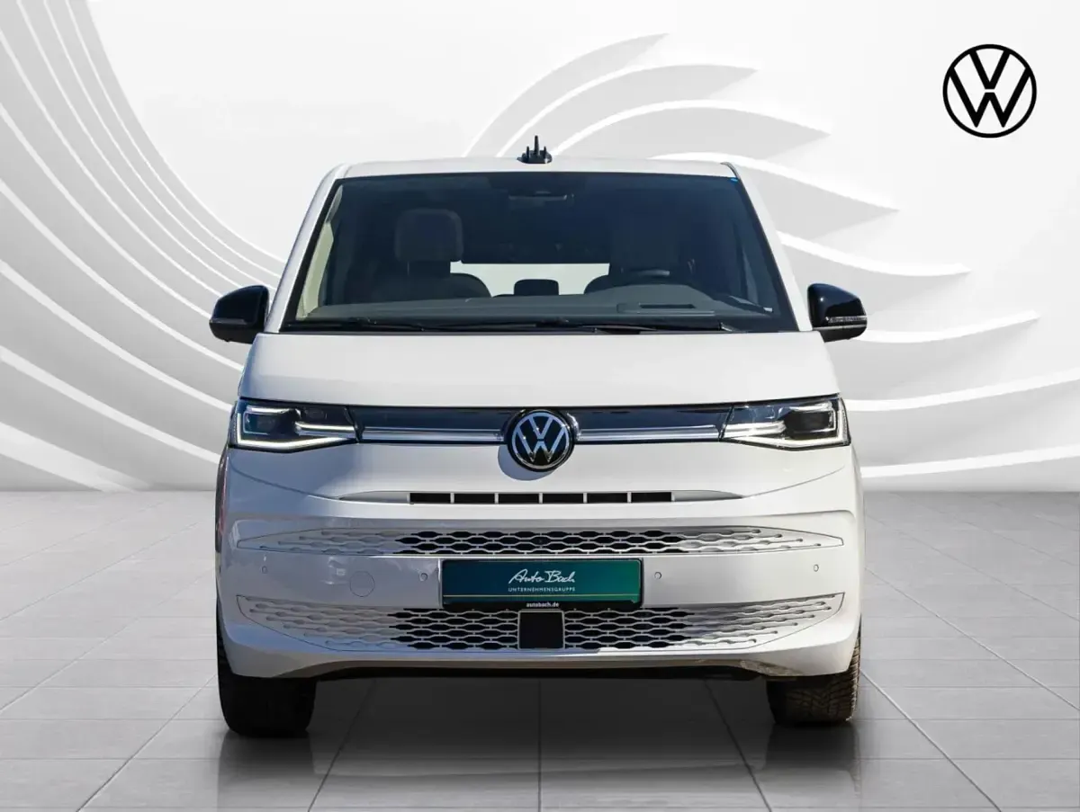 Gebraucht VW Multivan Style 150 PS (110 kW) 2025 Van / Kleinbus