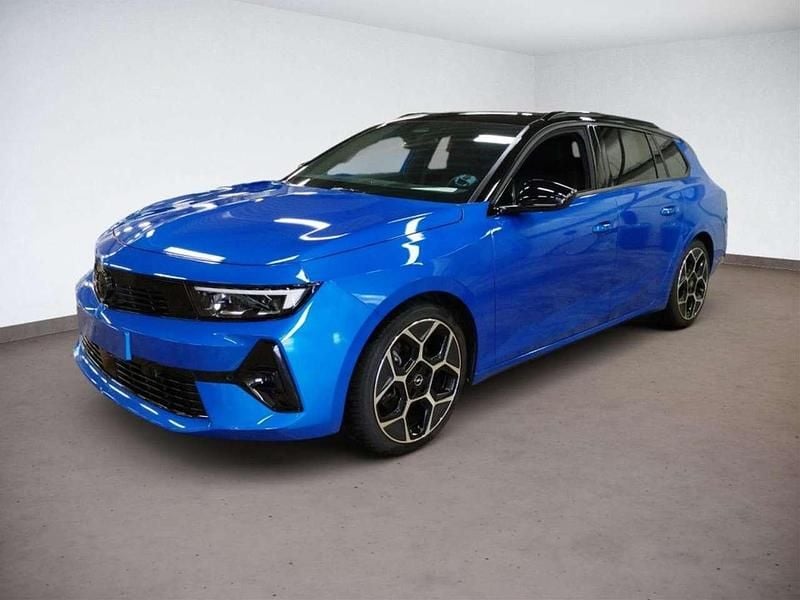 Blau kobalt blauvertigo blau (metallic) Gebraucht 2024 Opel Astra Ultimate Kombi | 23.980 € (Guter Preis) - Bild 1/4