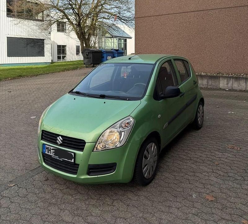 Gebraucht Suzuki Splash Comfort 65 PS (47 kW) 2009 Grün Kleinwagen