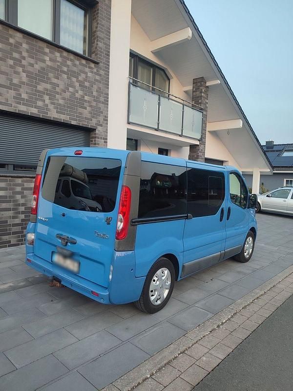 Brugt Renault Trafic 114 HK (83 kW) 2011 Blå MPV