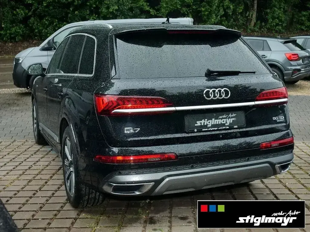Gebraucht Audi Q7 S-Line 286 PS (210 kW) 2021 Orcaschwarz metallic (metallic) SUV