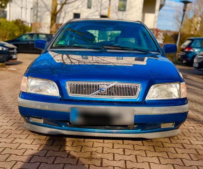 Gebraucht Volvo V40 1998 Blau Kombi