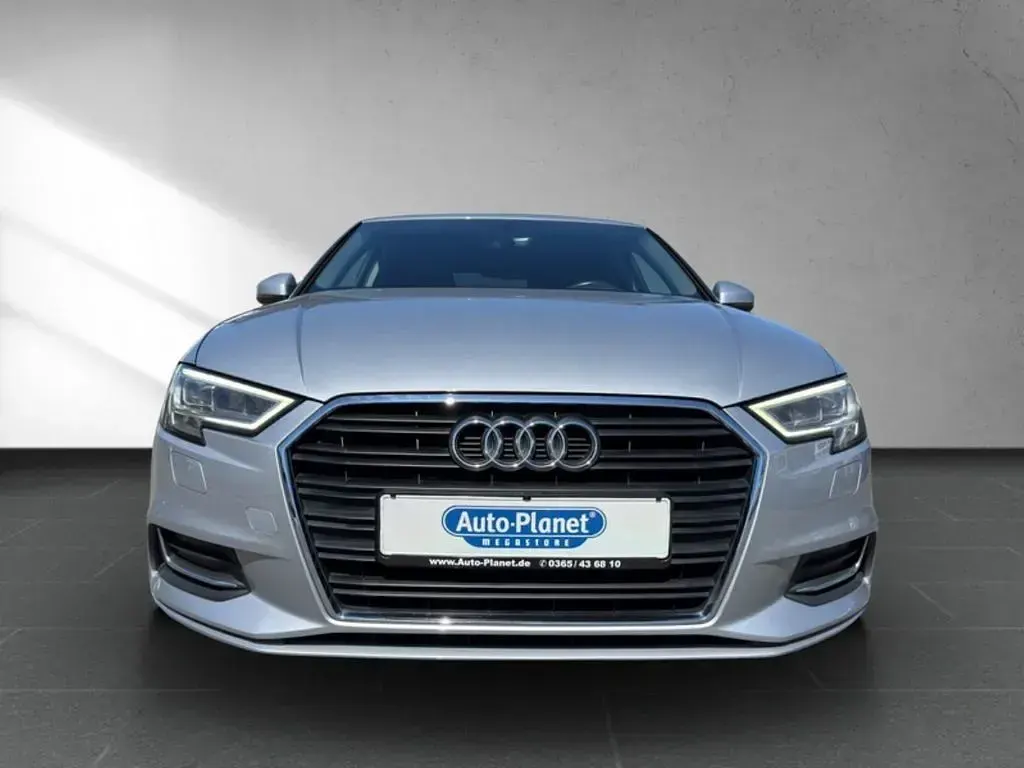 Gebraucht Audi A3 Design 150 PS (110 kW) 2016 Silber Limousine