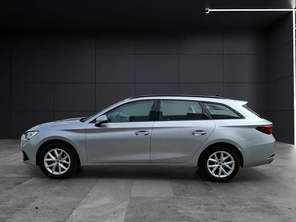 Gebraucht Seat Leon ST Style 150 PS (110 kW) 2022 "urban" silber Kombi