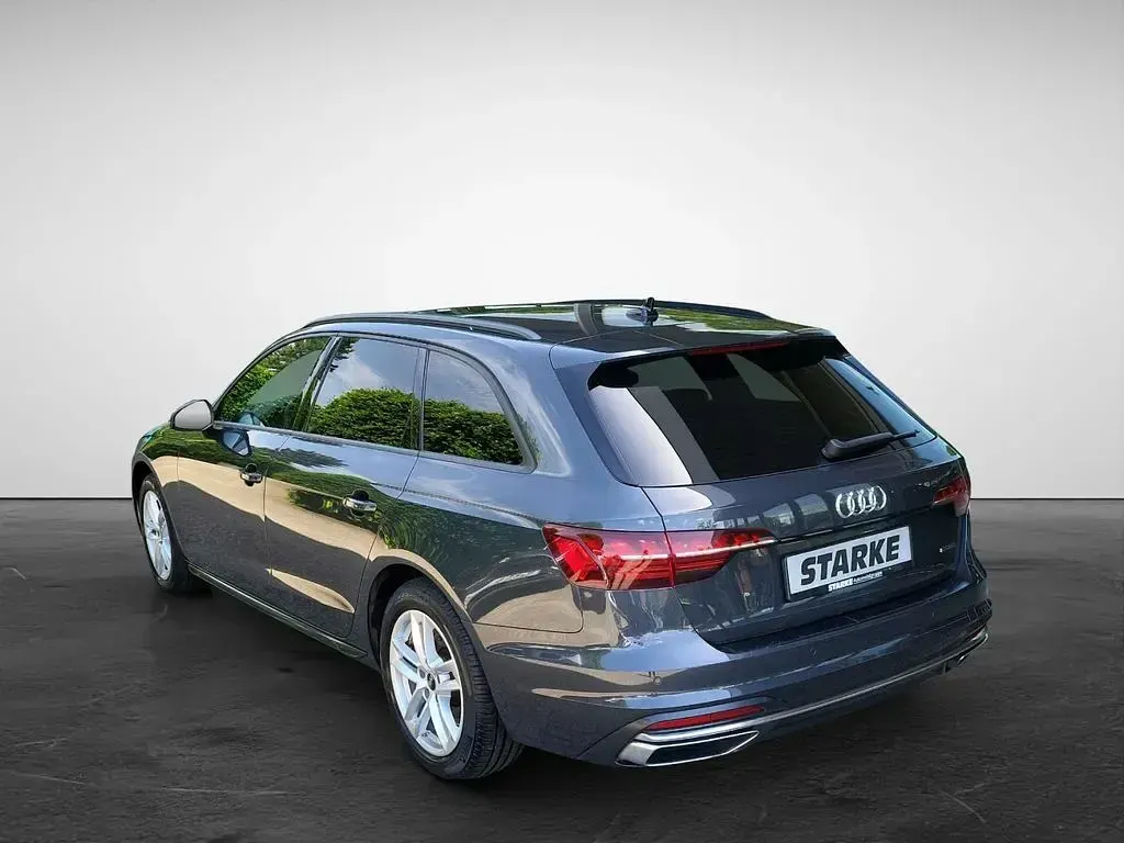 Gebraucht Audi A4 Advanced 204 PS (150 kW) 2022 Grau (manhattangrau metallic) Kombi