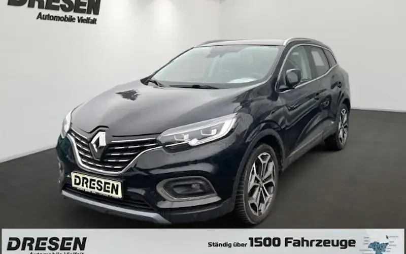 Gebraucht Renault Kadjar Techno 158 PS (116 kW) 2022 Schwarz SUV