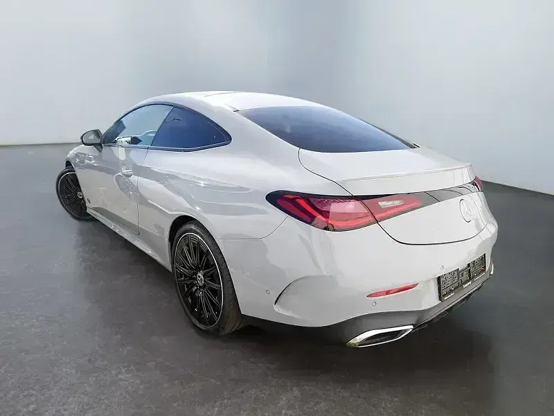 Gebraucht Mercedes CLE220 AMG 197 PS (144 kW) 2025 Grau Coupé