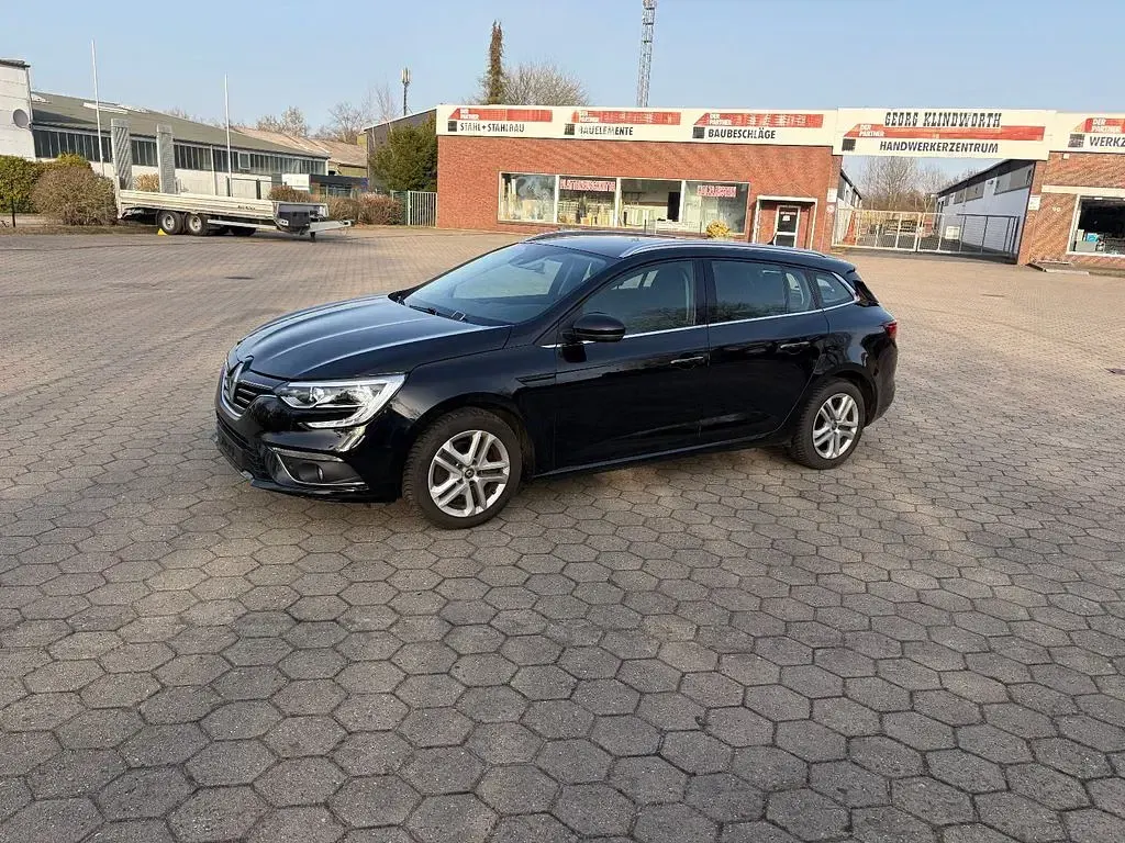 Usata Renault Mégane 116 CV (85 kW) 2019 Nero Berlina