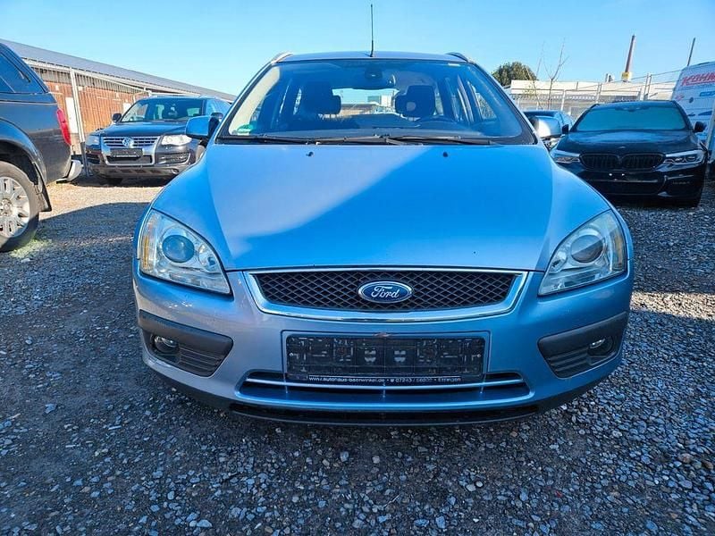Gebraucht Ford Focus Ghia 116 PS (85 kW) 2006 Blau Limousine