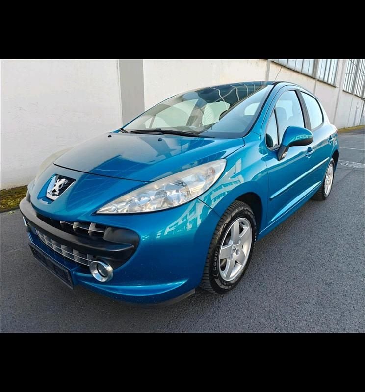 Blau Gebraucht 2008 Peugeot 207 Sport Limousine | 1.650 € (Fairer Preis) - Bild 1/4