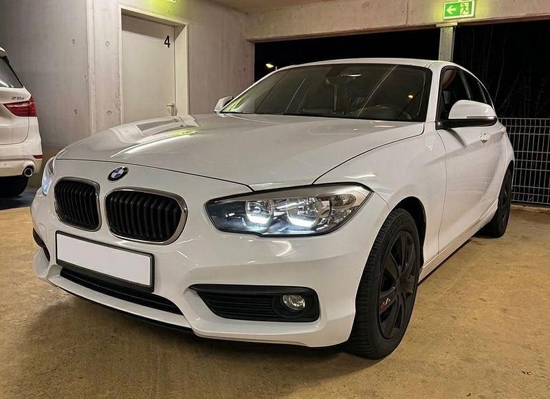 Gebraucht BMW 116 116 PS (85 kW) 2015 Weiß Kleinwagen