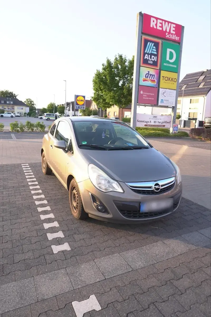 Gebraucht Opel Corsa 89 PS (65 kW) 2011 Beige Kleinwagen