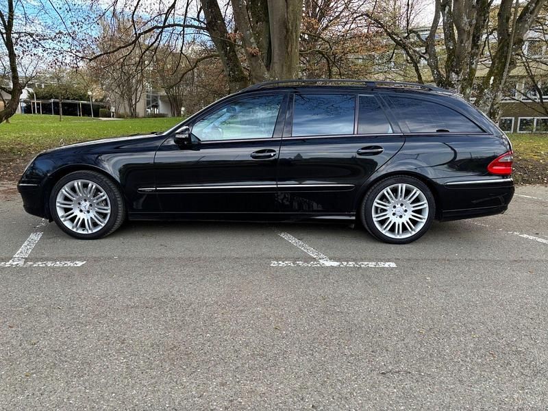 Gebraucht Mercedes E280 Avantgarde 190 PS (139 kW) 2007 Schwarz Kombi