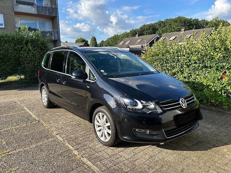 Schwarz Gebraucht 2014 VW Sharan Van / Kleinbus | 18.900 € (Etwas zu teuer) - Bild 1/4