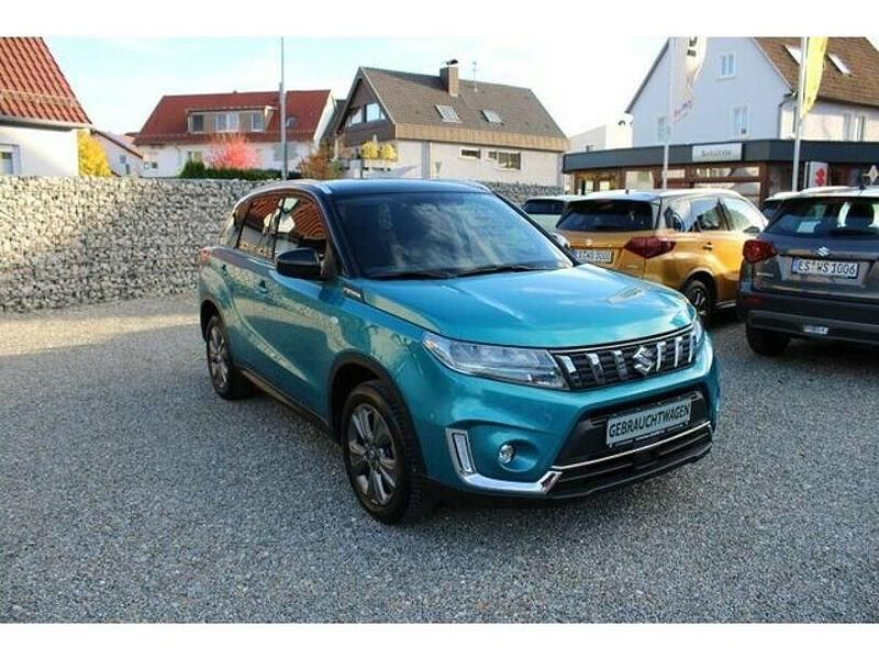Gebraucht Suzuki Vitara Comfort 102 PS (75 kW) 2022 Blau SUV
