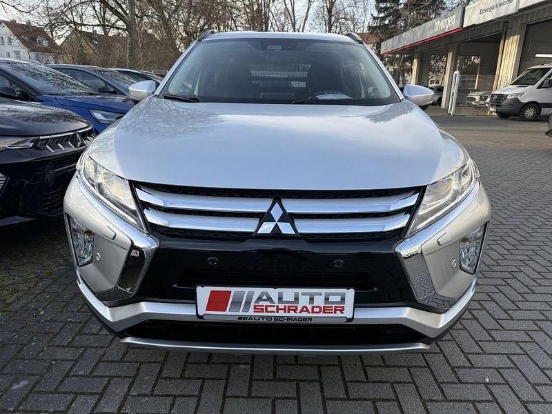 Gebraucht Mitsubishi Eclipse Cross Edition 163 PS (119 kW) 2019 Silber SUV