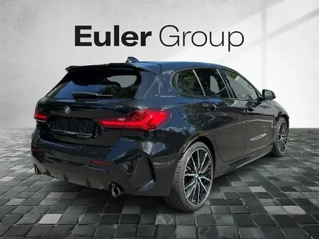 Gebraucht BMW 118 M Sport 150 PS (110 kW) 2023 Schwarz Limousine