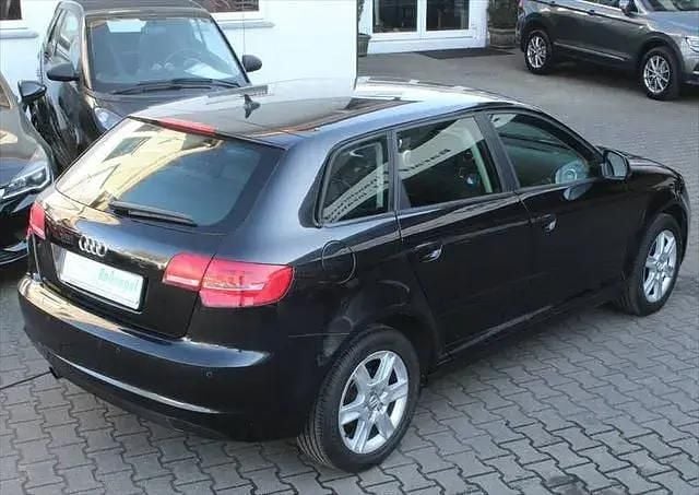 Usata Audi A3 102 CV (75 kW) 2009 Nero Utilitaria