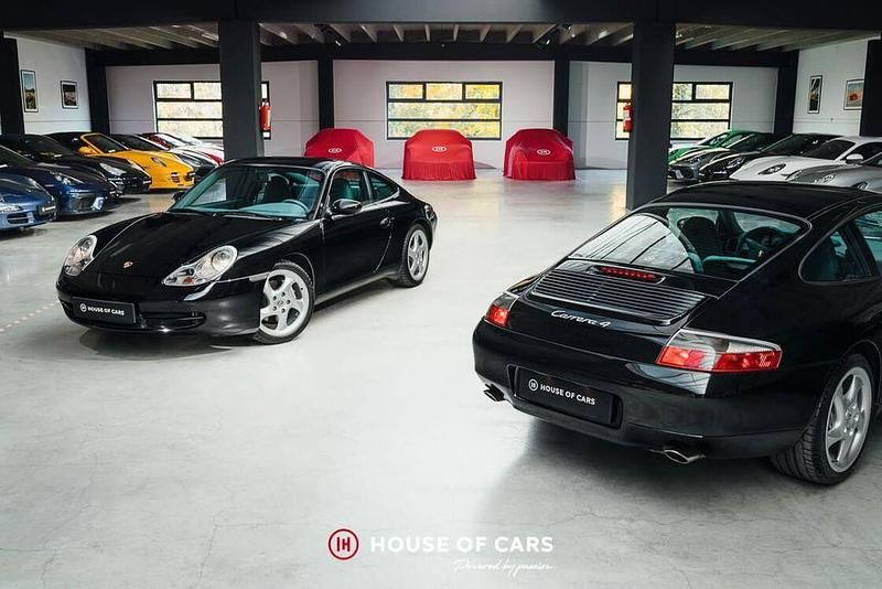 Schwarz Gebraucht 2000 Porsche 911 Carrera 4 | 45.900 € (Etwas zu teuer) - Bild 1/4
