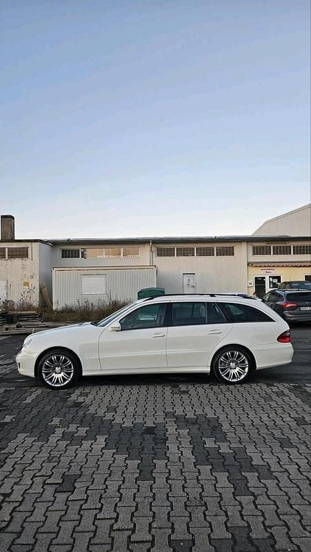 Gebraucht Mercedes 280 190 PS (139 kW) 2007 Weiß Kombi