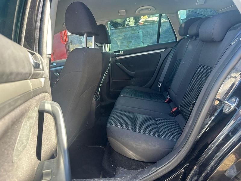 Gebraucht VW Golf VII Highline 105 PS (77 kW) 2012 Schwarz Kombi