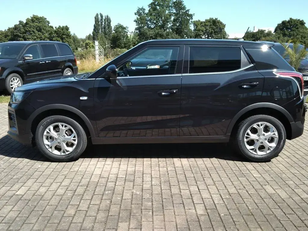 Neu SsangYong Tivoli 163 PS (119 kW) 2026 Schwarz SUV