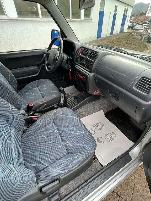 Gebraucht Suzuki Jimny 82 PS (60 kW) 2003 Silber SUV