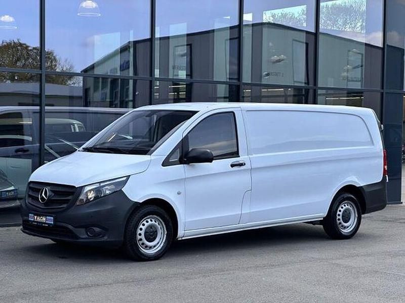 Gebraucht Mercedes Vito 103 PS (75 kW) 2017 Arktikweiß Van