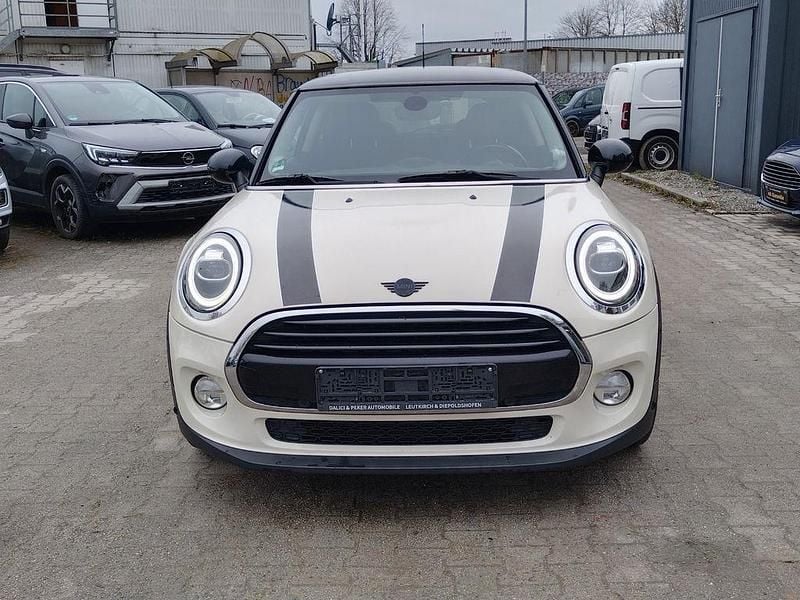 Gebraucht Mini Cooper D 116 PS (85 kW) 2019 Beige Kleinwagen