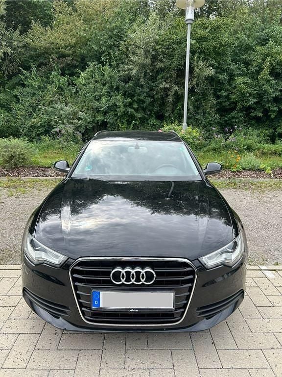 Schwarz Gebraucht 2012 Audi A6 Ambiente Kombi | 6.800 € (Superpreis) - Bild 1/4