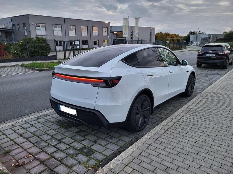 Usado Tesla Model Y 275 kW (375 CV) 2025 SUV