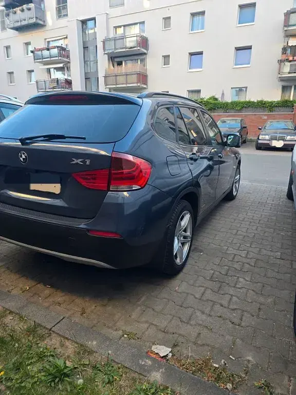 Gebraucht BMW X1 150 PS (110 kW) 2011 Blau SUV