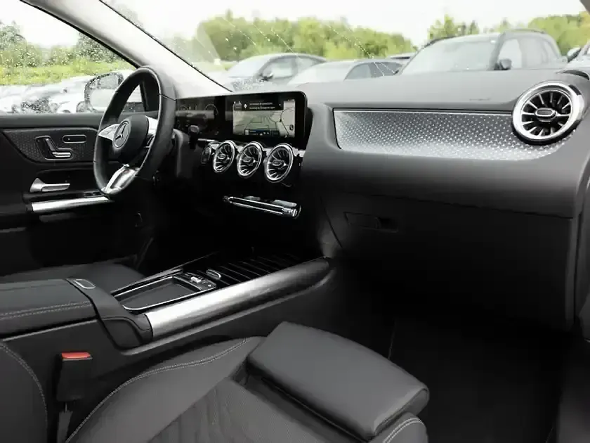 Gebraucht Mercedes GLA220 Progressive 190 PS (139 kW) 2025 Weiss unilack polarweiß SUV