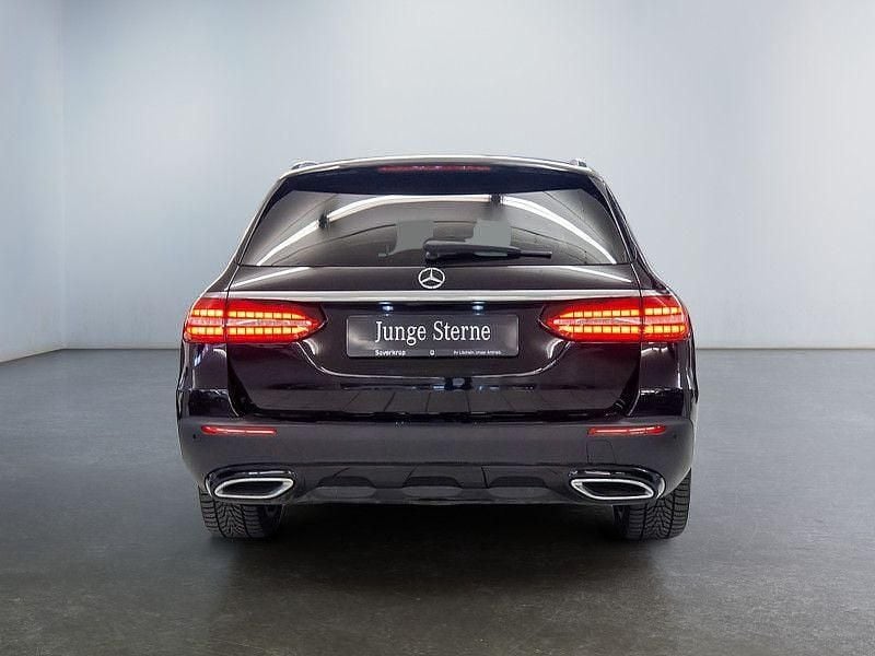 Gebraucht Mercedes E220 All-Terrain Avantgarde 200 PS (147 kW) 2023 Schwarz Kombi