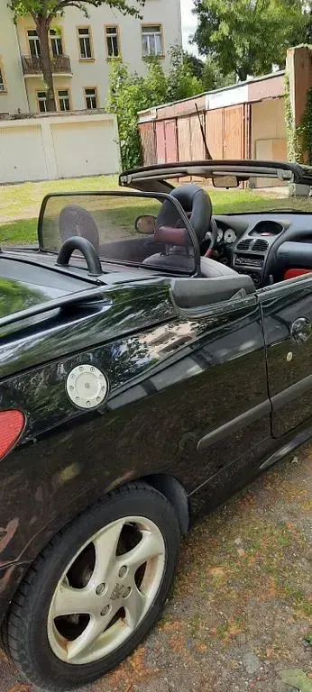 Gebraucht Peugeot 206 CC Platinum 109 PS (80 kW) 2002 Schwarz Cabrio