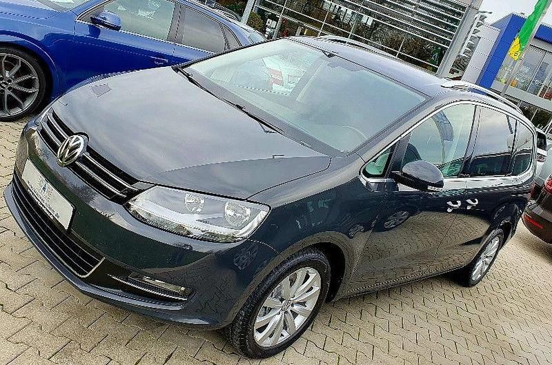 Gebraucht VW Sharan Highline 150 PS (110 kW) 2016 Grau Van / Kleinbus