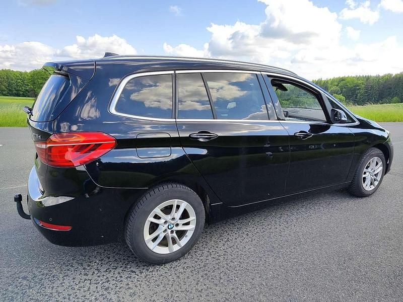 Schwarz Gebraucht 2015 BMW 216 Gran Tourer Advantage Van / Kleinbus | 11.600 € (Teuer) - Bild 1/4