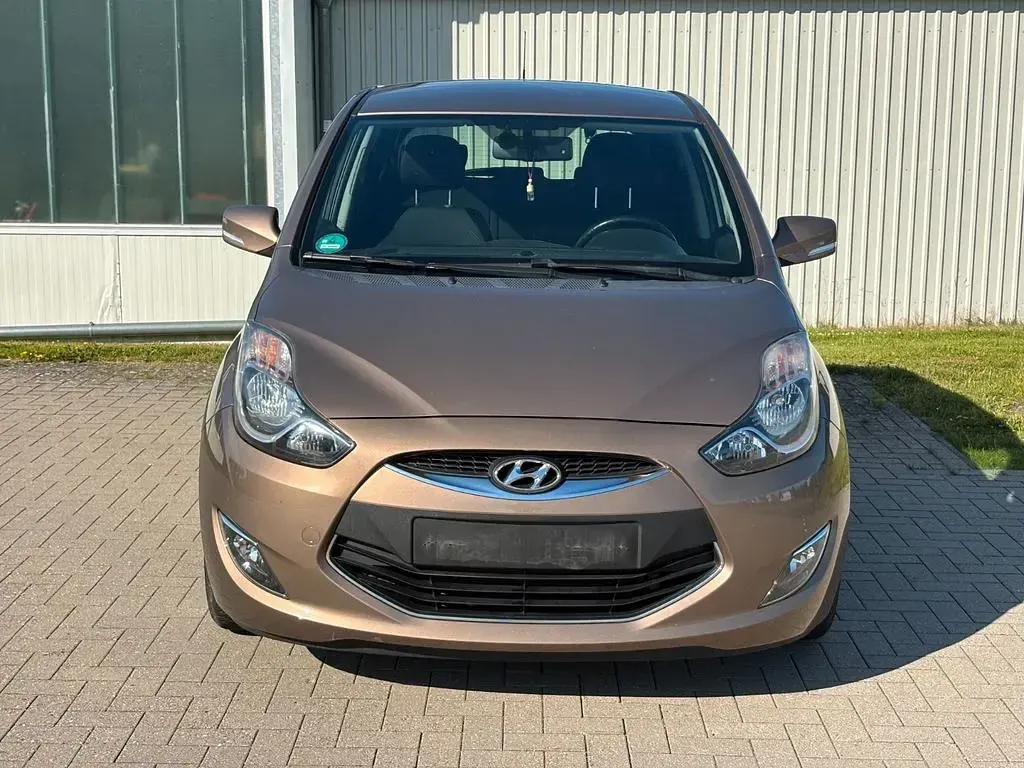 Gebraucht Hyundai ix20 Comfort 125 PS (91 kW) 2013 Kleinwagen