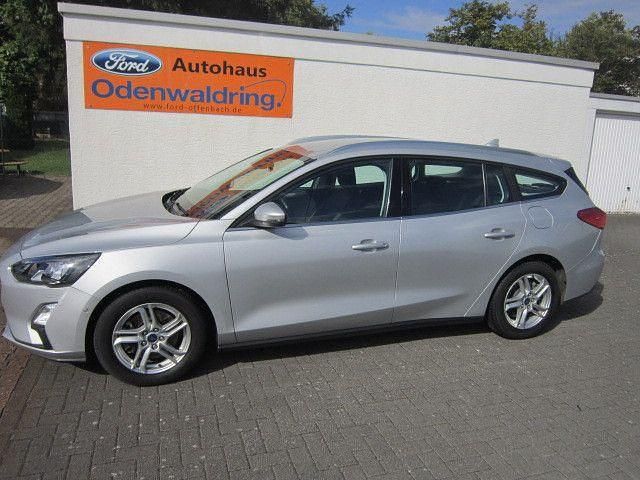 Polarsilber Gebraucht 2020 Ford Focus Cool & Connect Kombi | 13.900 € (Guter Preis) - Bild 1/4