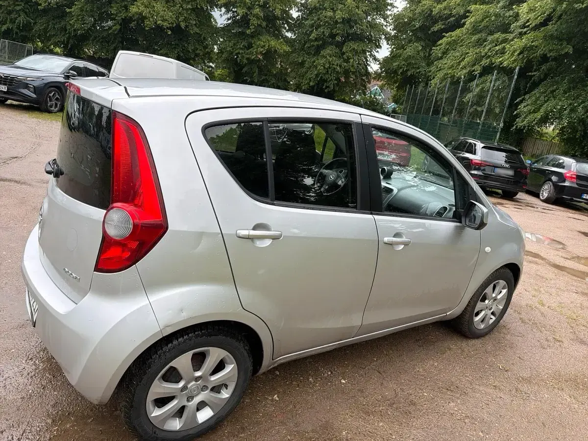 Gebraucht Opel Agila 2010 Kleinwagen