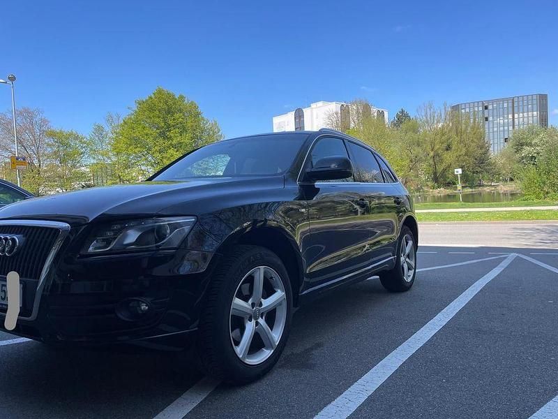 Second-hand Audi Q5 S-Line 170 CP (125 kW) 2012 Negru SUV