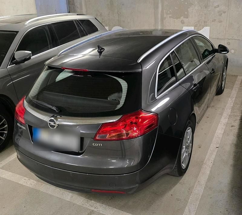 Gebraucht Opel Insignia 110 PS (80 kW) 2010 Grau Kombi
