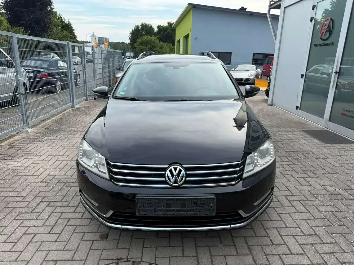 Gebraucht VW Passat Comfortline 122 PS (89 kW) 2011 Schwarz Kombi